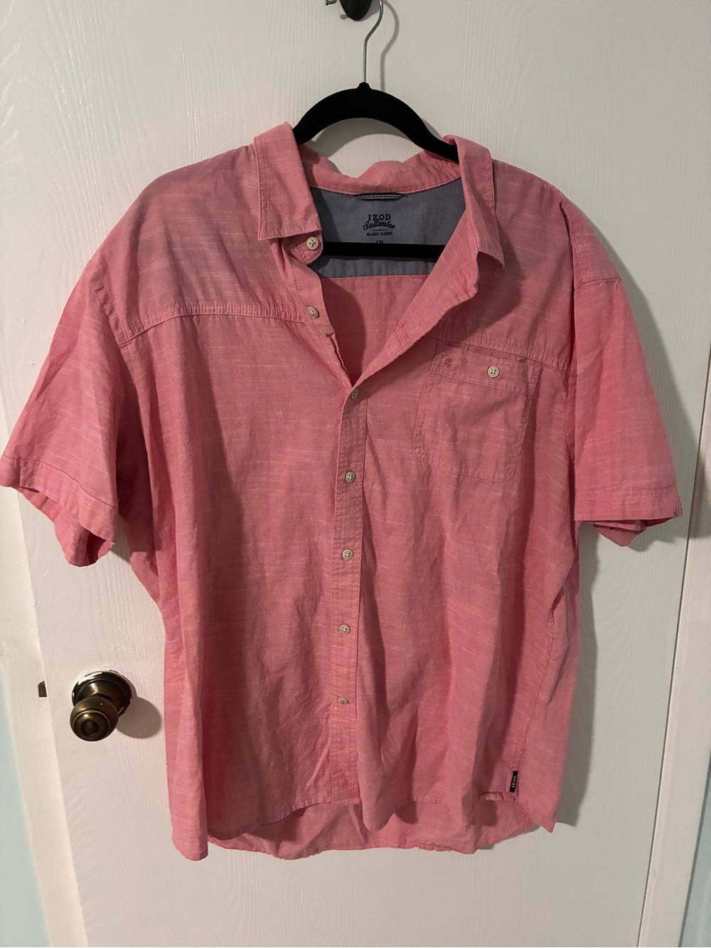 IZOD Men’s XXL Short-Sleeve Button-Up Shirt - Pink